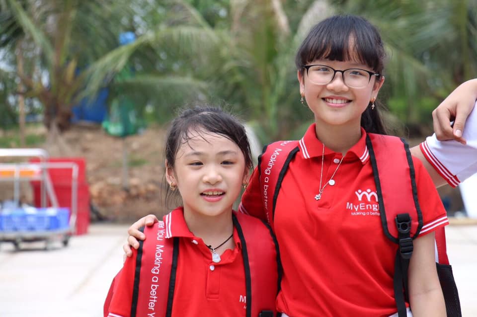 Đồng phục MyEnglish tại Quà Tặng Bảo Lợi
