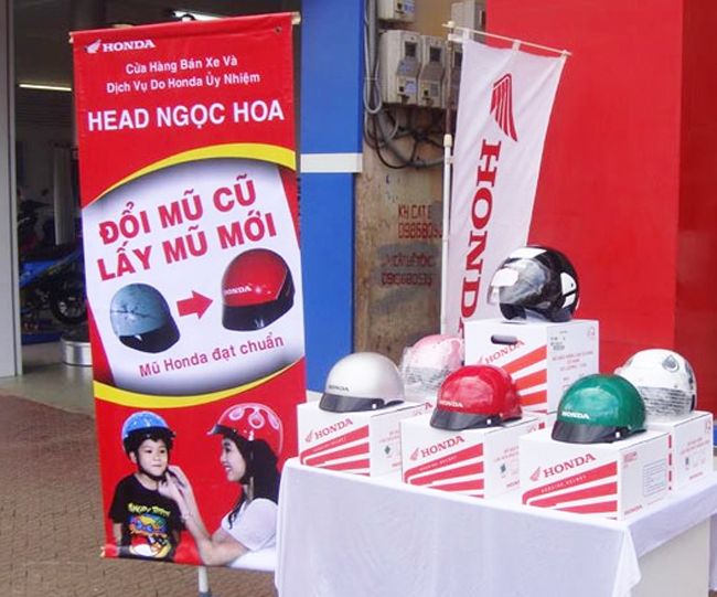 Chương trình đổi nón bảo hiểm tại Đại lý của Honda.